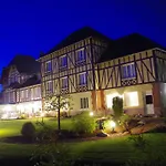 فندق Logis & Restaurant La Des Houx 3*