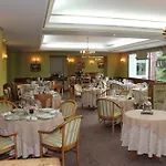 Logis & Restaurant La Des Houx 3* Aumale