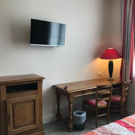 Logis & Restaurant La Des Houx Hotel Aumale