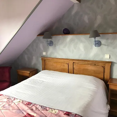 Logis & Restaurant La Des Houx 3* Aumale