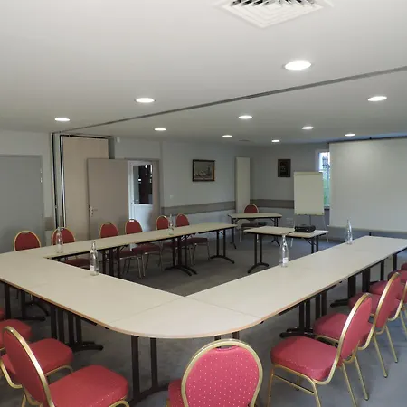 Logis & Restaurant La Des Houx Hotel 3*