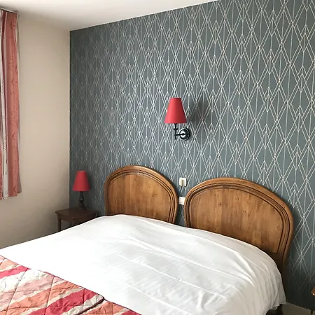 Logis & Restaurant La Des Houx 3* Aumale